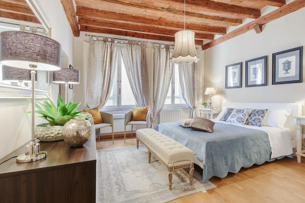 Apartmán Casa Arias Lucca Exteriér fotografie